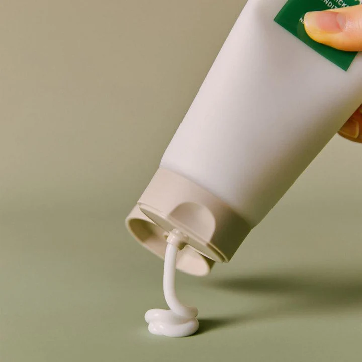 (36)Aromatica - Rosemary Hair Thickening Conditioner - 180ml × 17 Aromatica - Rosemary Hair Thickening Conditioner - 180ml kondicionierius - Image 1